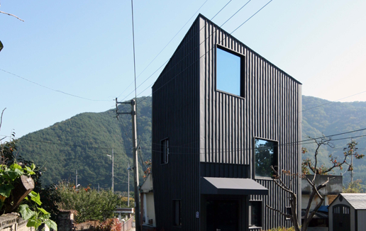 triangular studio